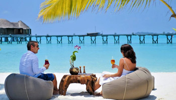9 Days Honeymoon Safari - Wildebeest Migration & Zanzibar Beach Holiday
